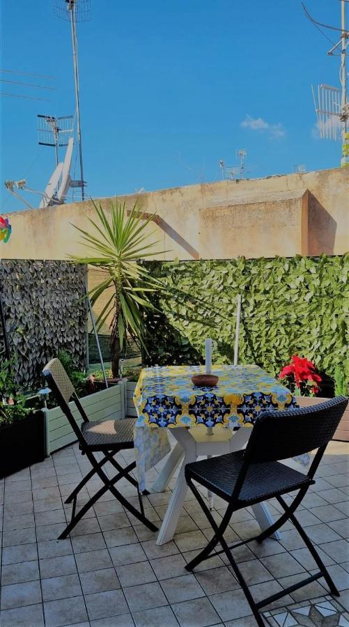 Terrazza Del Santo 2,0 - La Terrazza Nel Cuore Di Napoli 외부 사진