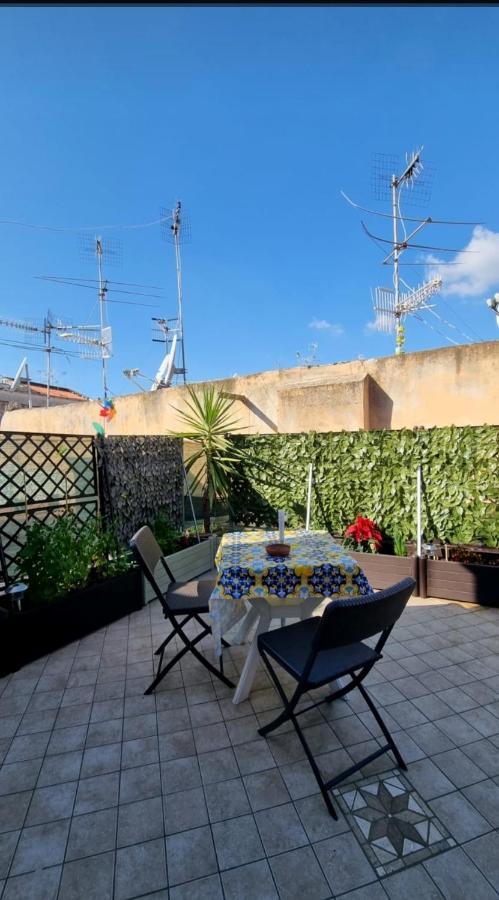 Terrazza Del Santo 2,0 - La Terrazza Nel Cuore Di Napoli 외부 사진